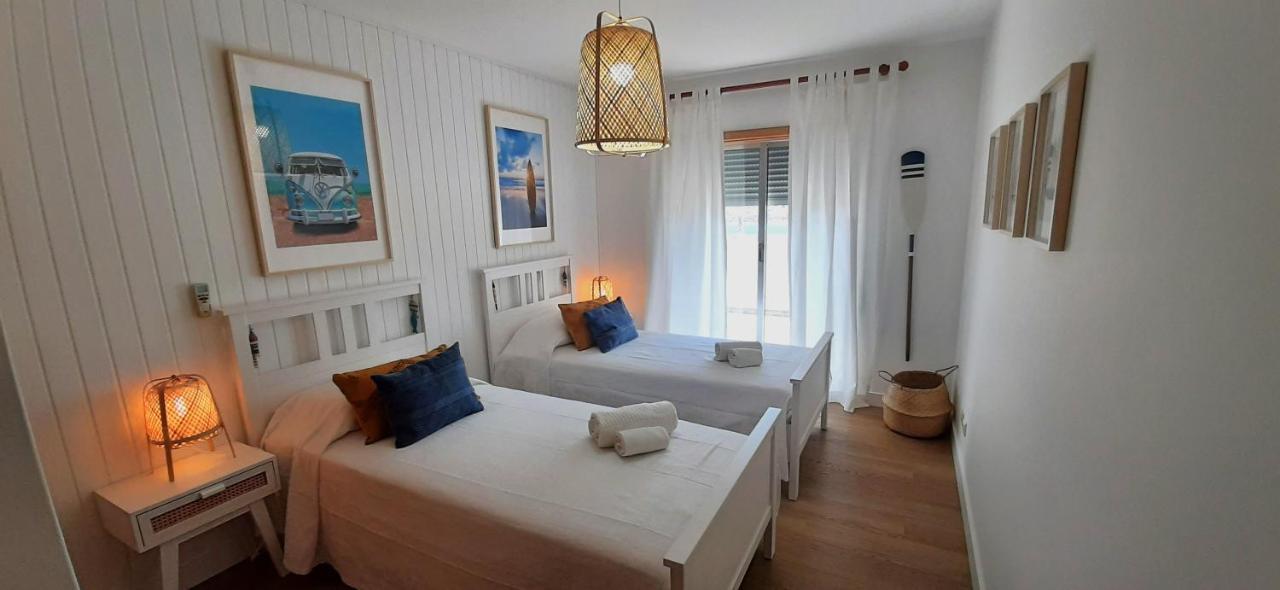 Apartamento T2 Vista Rio Arade - Portimão Extérieur photo